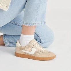 NOTICE MESH SNEAKERS SESAME WOVEN MESH(Notice Mesh Sneakers Sesame Woven Mesh) -Dolce Vita Shop DOLCEVITA SNEAKERS NOTICEMESH SESAMEWOVENMESH ONFOOT 02 1