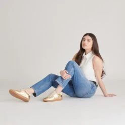 NOTICE SNEAKERS GOLD DISTRESSED LEATHER(Notice Sneakers Gold Distressed Leather) -Dolce Vita Shop DOLCEVITA SNEAKERS NOTICE GOLDDISTRESSEDLEATHER ONFOOT