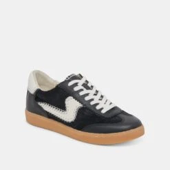 NOTICE STITCH SNEAKERS ONYX CALF HAIR(Notice Stitch Sneakers Onyx Calf Hair) -Dolce Vita Shop DOLCEVITA SNEAKER NOTICESTITCH ONYXCALFHAIR 01