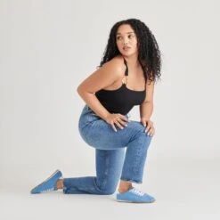 SERINA SNEAKERS BLUE SUEDE(Serina Sneakers Blue Suede) -Dolce Vita Shop DOLCEVITA SNEAKER SERINA BLUESUEDE ONFOOT 01