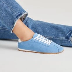 SERINA SNEAKERS BLUE SUEDE(Serina Sneakers Blue Suede) -Dolce Vita Shop DOLCEVITA SNEAKER SERINA BLUESUEDE ONFOOT 02