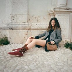 SERINA SNEAKERS BURGUNDY SUEDE(Serina Sneakers Burgundy Suede) -Dolce Vita Shop Layer 0 223df184 d226 495b 95f5 9bead3189700