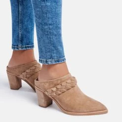 SERLA MULES TRUFFLE SUEDE - Re:vita(Serla Mules Truffle Suede Resale) -Dolce Vita Shop SERLA TRUFFLE ON FOOT 3 92ac220d ea83 4e6b b951 efc3b395a559