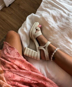 ANIRA PEARL HEELS IVORY PEARLS(Anira Pearl Heels Ivory Pearls) 20 ANIRA PEARL HEELS IVORY PEARLS(Anira Pearl Heels Ivory Pearls) -Dolce Vita Shop anirapearl