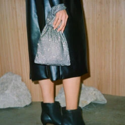 CLARRA HANDBAG SILVER MESH(Clarra Handbag Silver Mesh) -Dolce Vita Shop dee b07e3271 6aef 4d29 8598 ae24018230ca