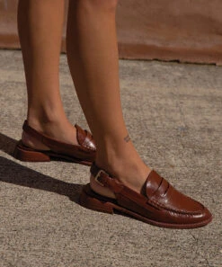 HARDI LOAFERS BROWN CRINKLE PATENT - Re:vita(Hardi Loafers Brown Crinkle Patent N47_1qlmrm Resale) -Dolce Vita Shop hardi 2 0cd7b197 2df5 4996 aa47 eefa40d7bd12
