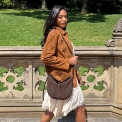 BENNETT CROSSBODY ESPRESSO SUEDE(Bennett Crossbody Espresso Suede) -Dolce Vita Shop remonia BENNETT ESPRESSO 2